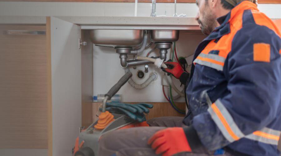 Professional slab leak plumber services in Middlefield, CT